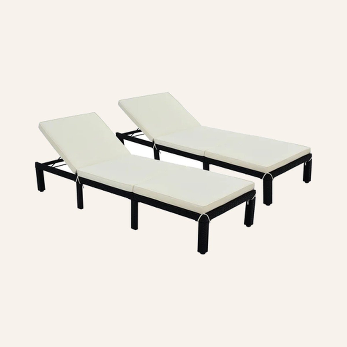 Poolside Lounge 2