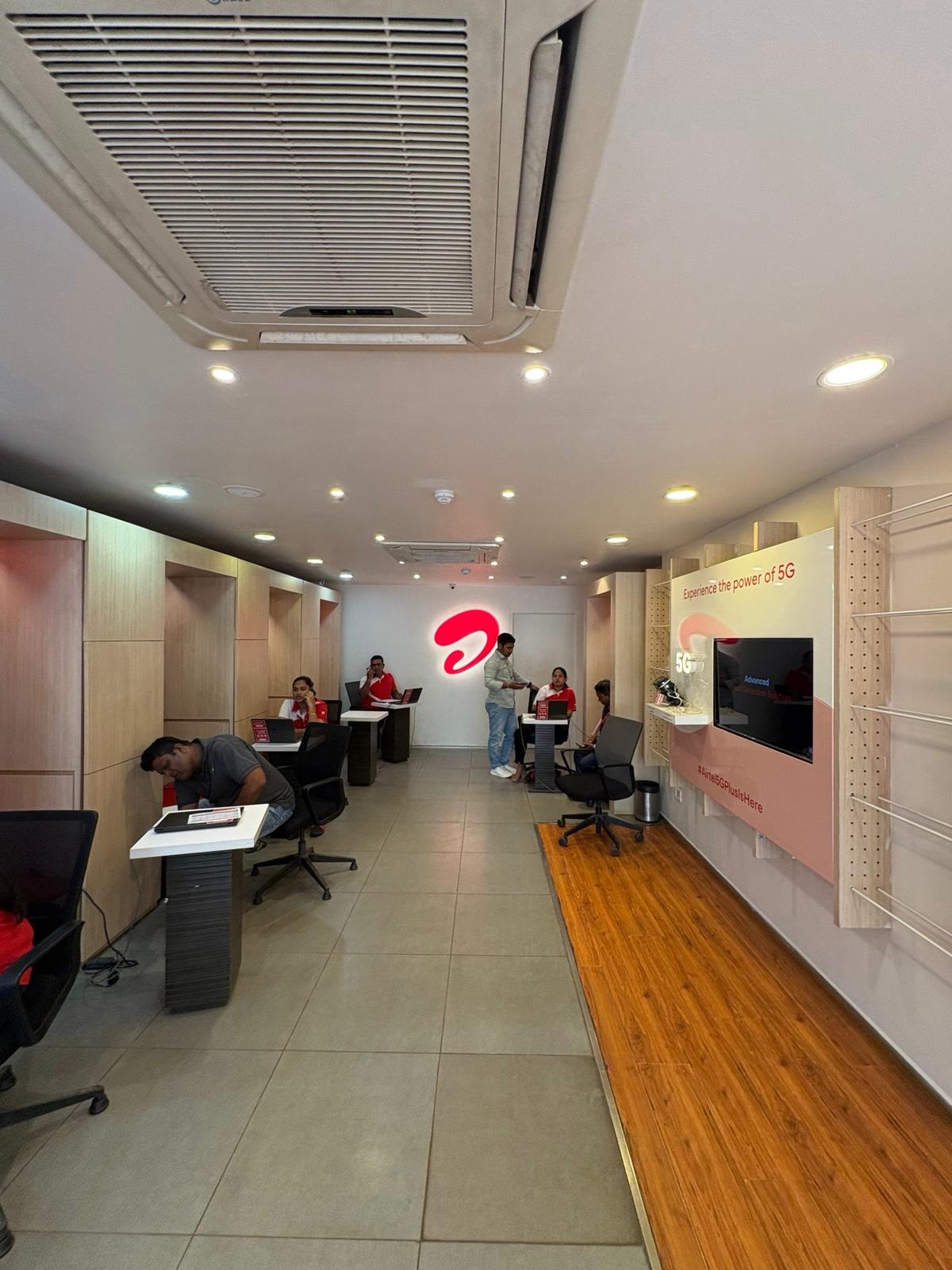 Airtel Experience Store — 1